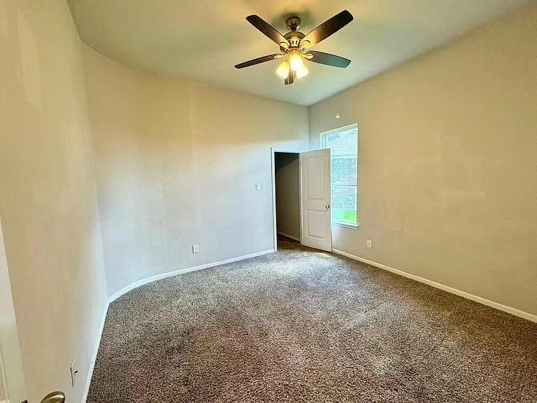 28943 Grand Teton Ct — Photo 10