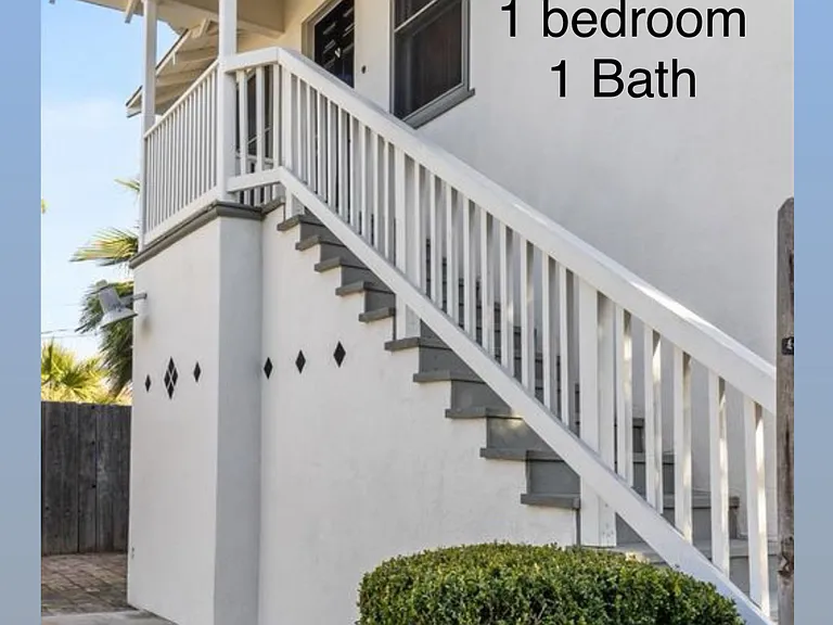 811 1/2 Wilson Ave #B — Photo 8