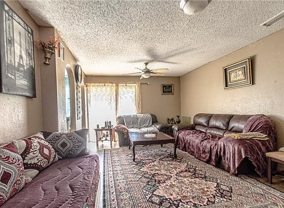 3rd image of 1209 Cove Dr