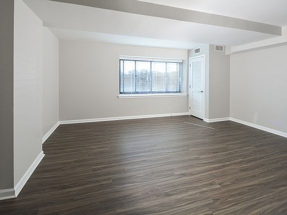Newly Renovated Apartments!