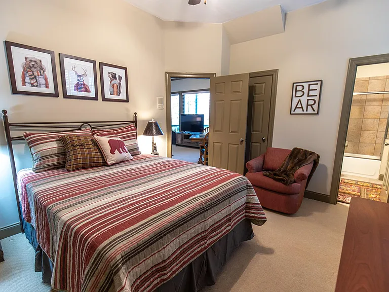 163 Laurel Ridge Trl — Photo 22