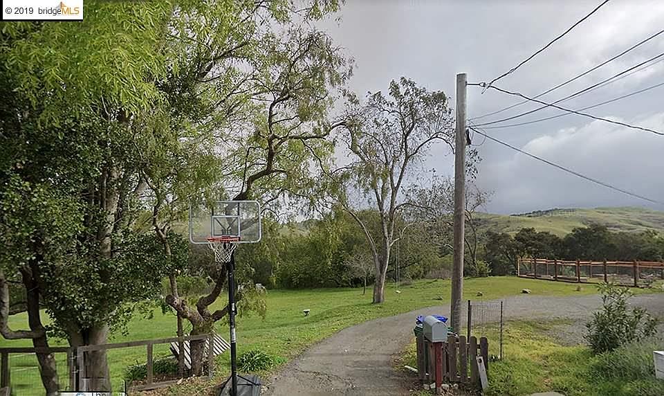 2nd image of 1501 Poplar Ave