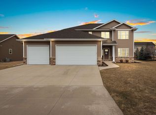 W5986 Daffodil Dr, Appleton, WI 54915