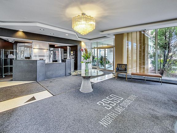 3rd image of 3950 N Lake Shore Dr APT 1710