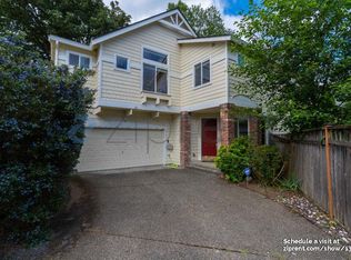 15150 NE 8th Pl, Bellevue, WA 98007