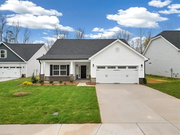 1985 Meadowview Dr Lot 13, Graham, NC 27253