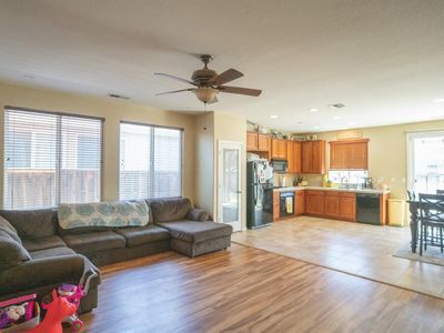 1340 Paddington Way, Plumas Lake, CA, 95961