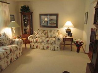 3008 Jepsen Rd, Cedar Falls, IA 50613