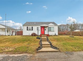 1613 Wooley Ave, New Castle, PA 16101