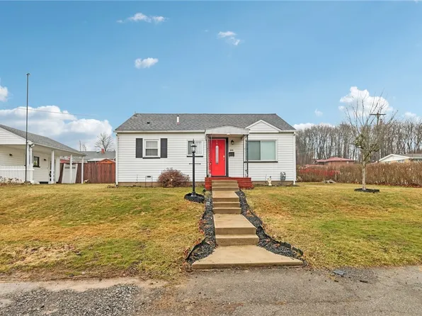 1613 Wooley Ave, New Castle, PA 16101