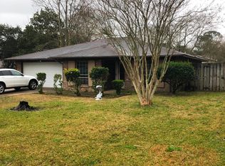 1721 S 1st St, Ocean Springs, MS 39564