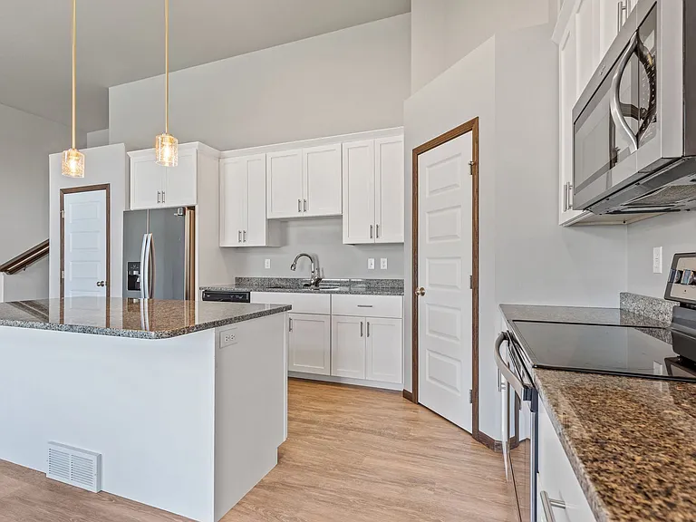 3355 Prairie Heights Way — Photo 8
