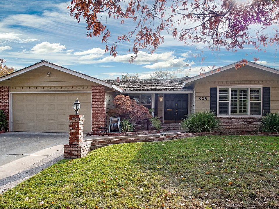 1st image of 928 Lanewood Dr