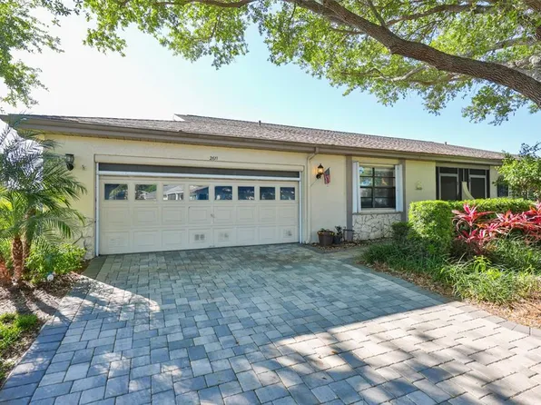 2611 Lancaster Dr #33, Sun City Center, FL 33573