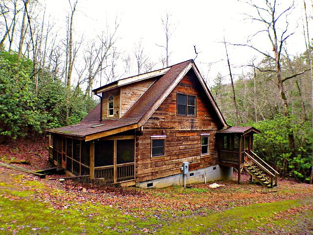 1st image of 120 Dogwood Trl