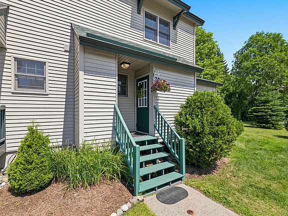 4th image of 176 Fir Way Unit 20