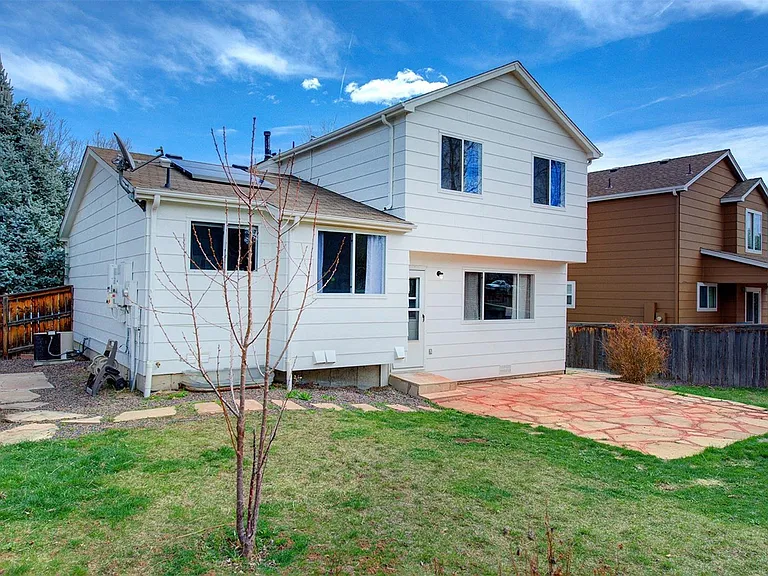 9687 Newcastle Dr — Photo 18