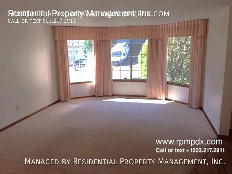 7950 SW 135th Ave — Photo 8