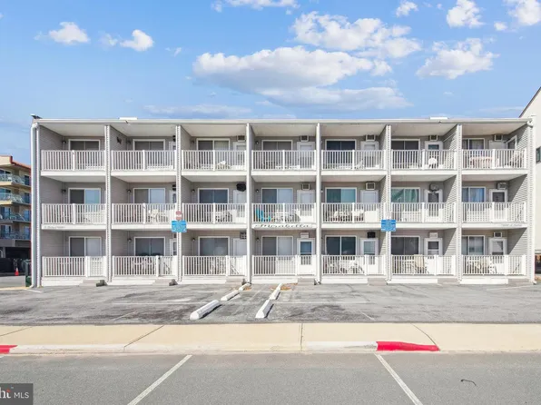 12 122nd St Unit 3D, Ocean City, MD 21842