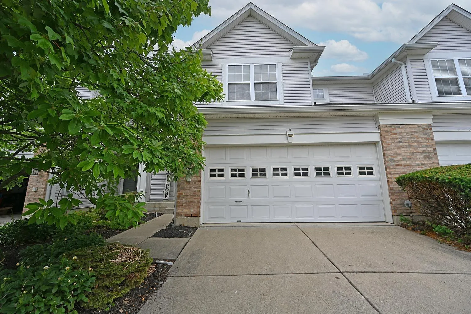 6385 Pinehurst Ln photo 1