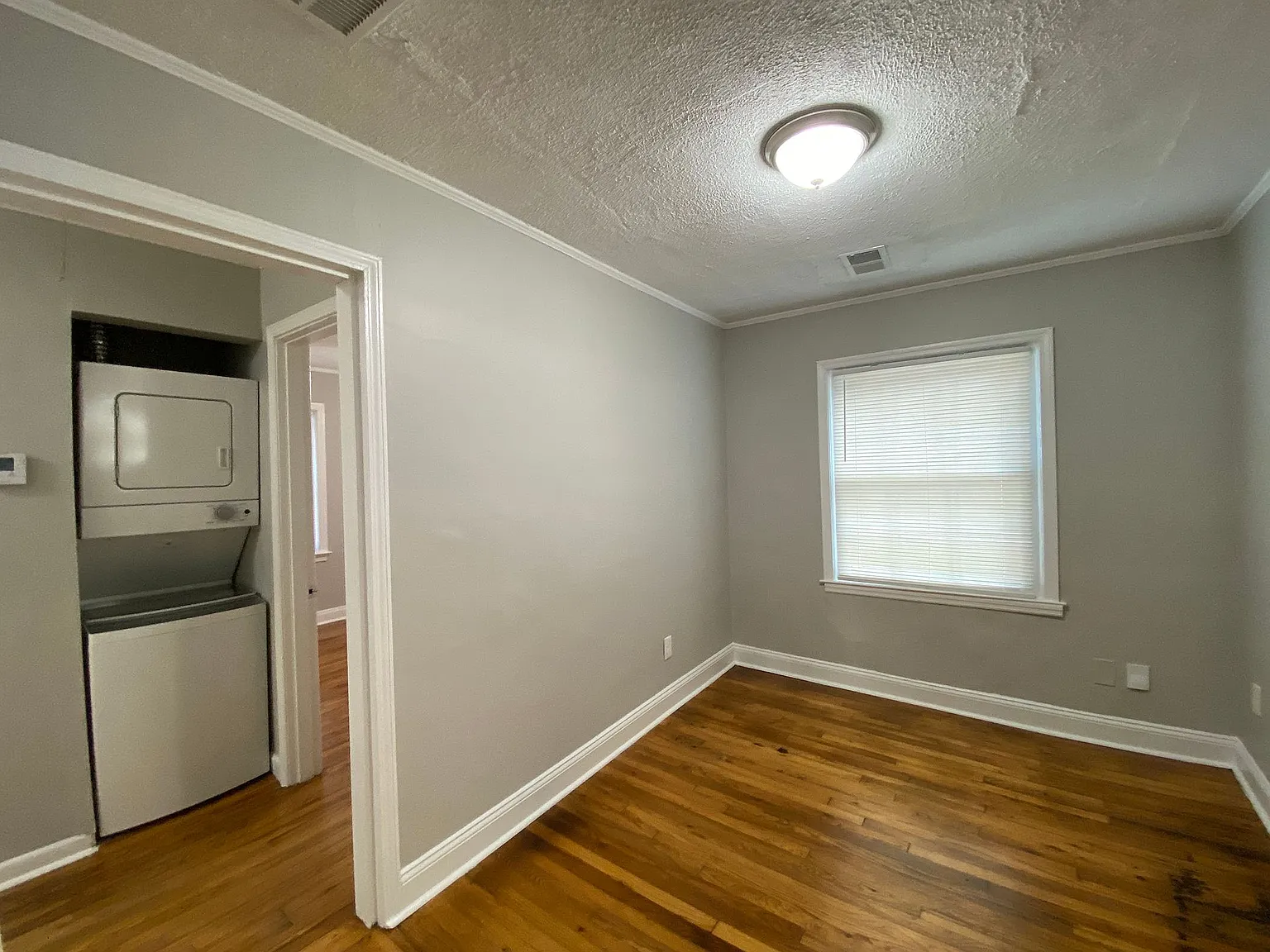 1058 S Prescott St — Photo 4