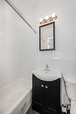 Rented by Bold New York | media 28