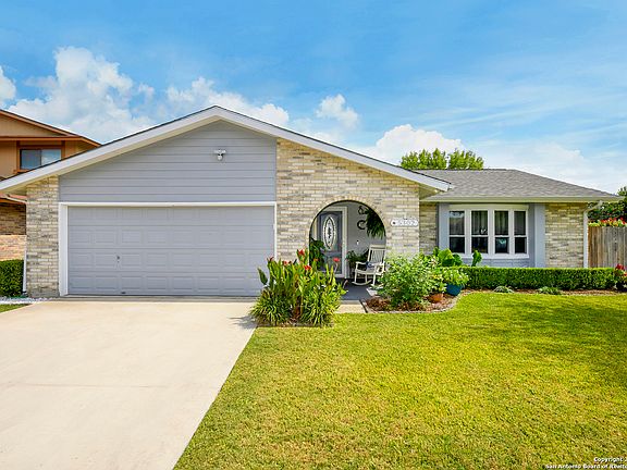 3rd image of 5302 Walnut Vista