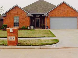 533 E Katelyn Ln, Mustang, OK 73064