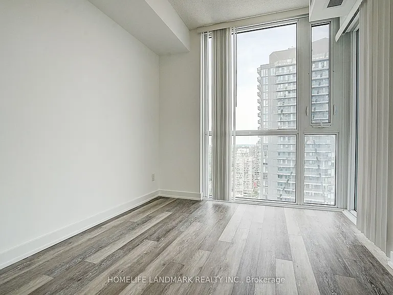 5180 Yonge St #2002 — Photo 23