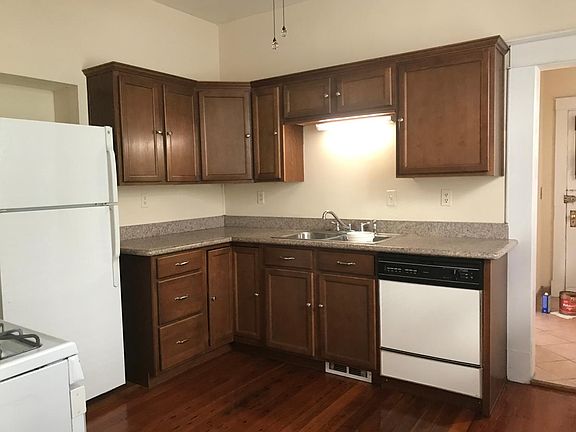 4th image of 4424 Saint Ann St