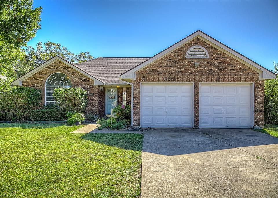 1st image of 812 Creekside Dr