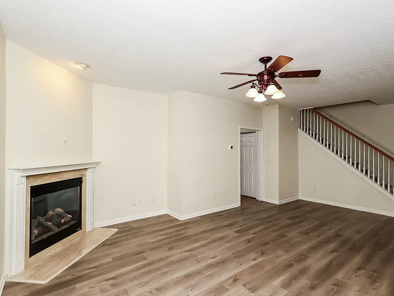 27 Palladio Way — Photo 6