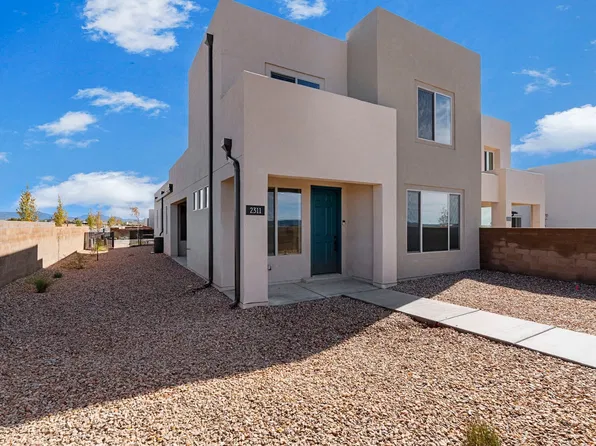 2311 Campo Del Sur Way, Santa Fe, NM 87507
