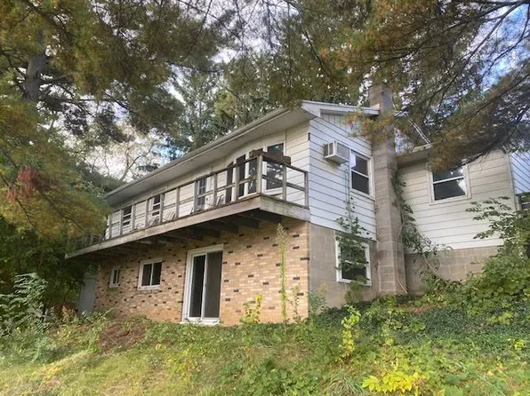 10616 E Grand River Ave, Portland, MI 48875