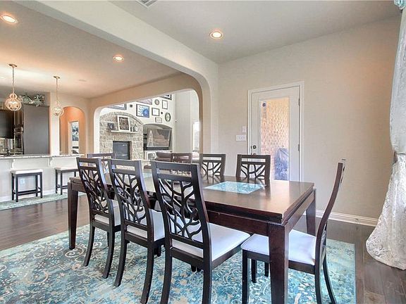 3rd image of 2819 Diego Ct
