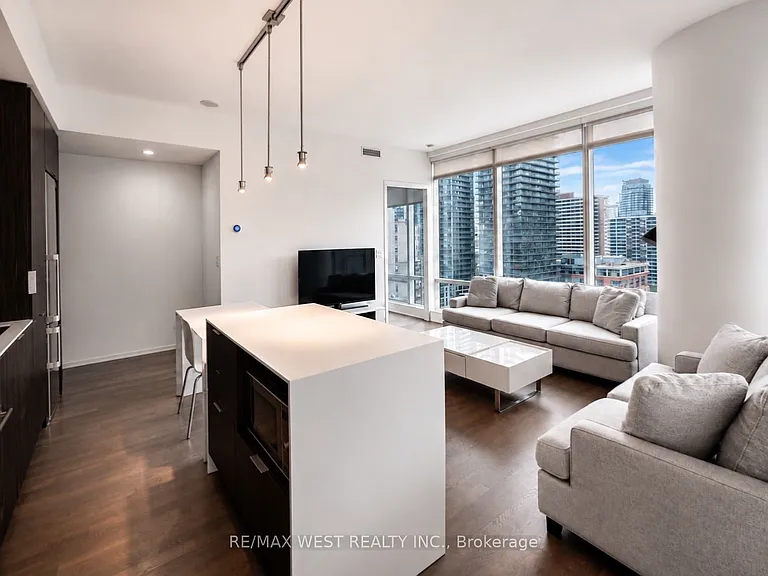 1 Bloor St E #1007 — Photo 10