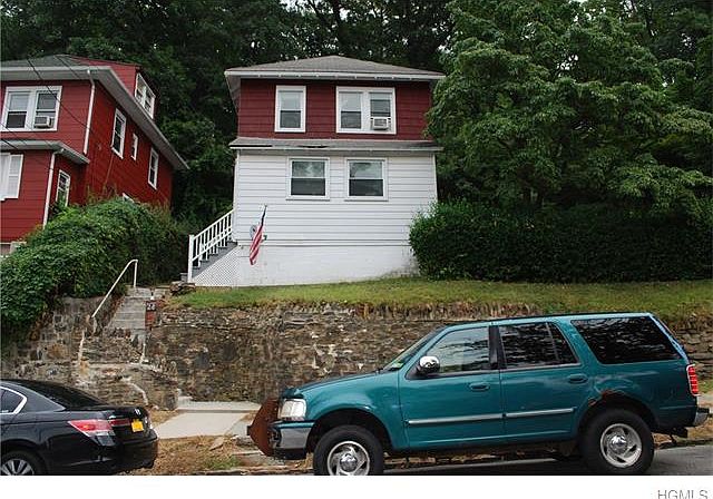 1st image of 28 Sedgwick Ave