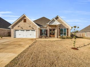 241 Sleepy Fawn Park, Columbus, MS 39702