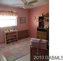 4th image of 67 Kent Dr