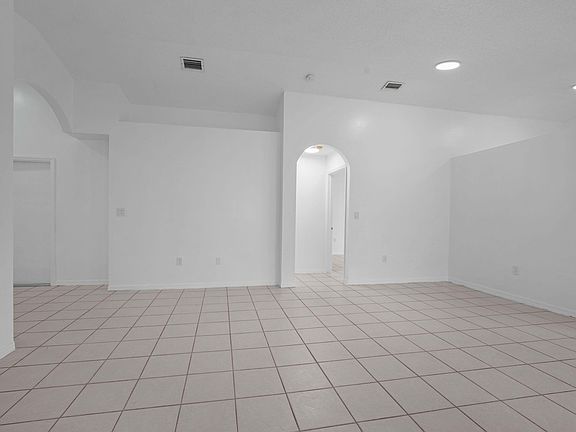 3rd image of 14142 SW 149th Court