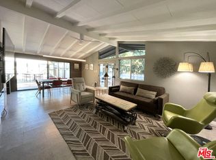 6756 Limerick Ave, Winnetka, CA 91306