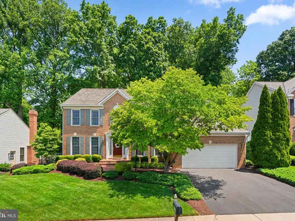 17705 Globe Theatre Dr, Olney, MD 20832