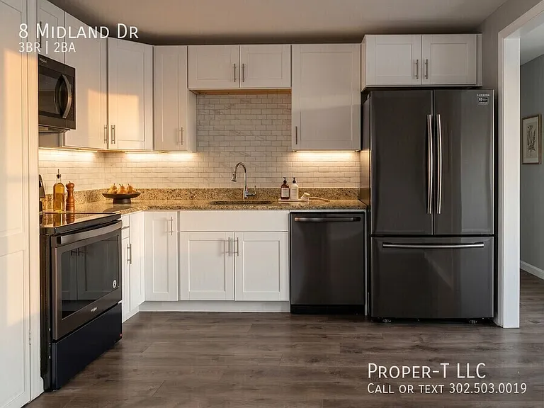 8 Midland Dr — Photo 4