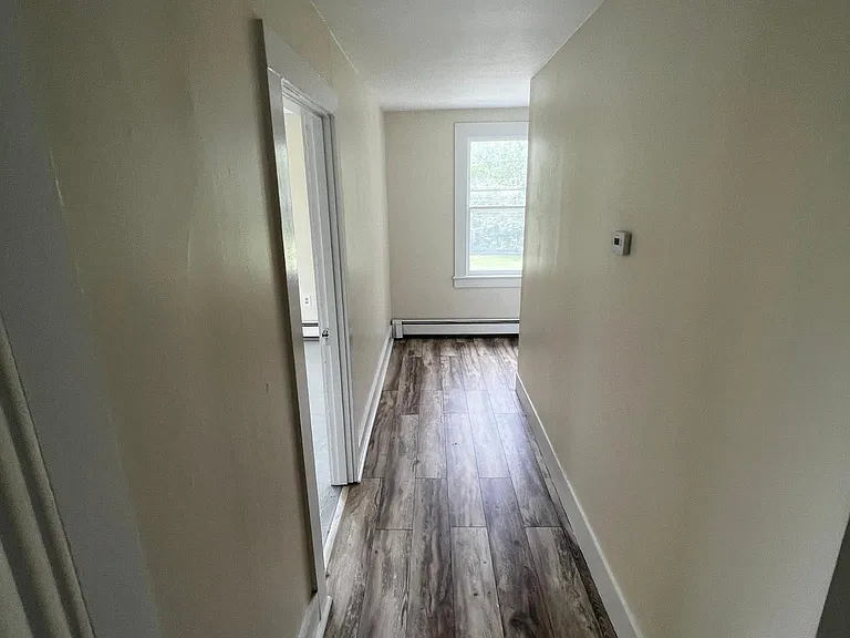 1434 N Main St #1 — Photo 7