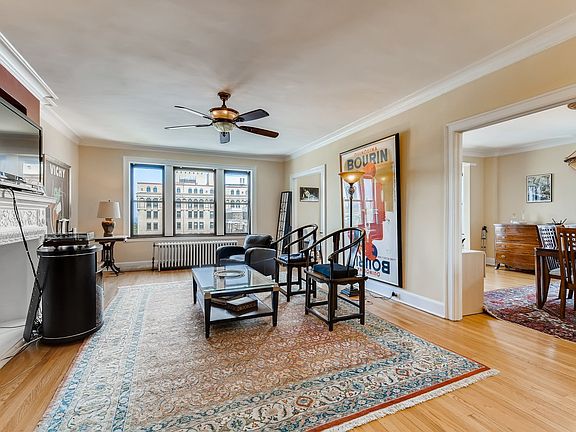4th image of 1755 E 55th St APT 1201