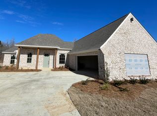 131 Ashby Ridge Dr, Canton, MS 39046