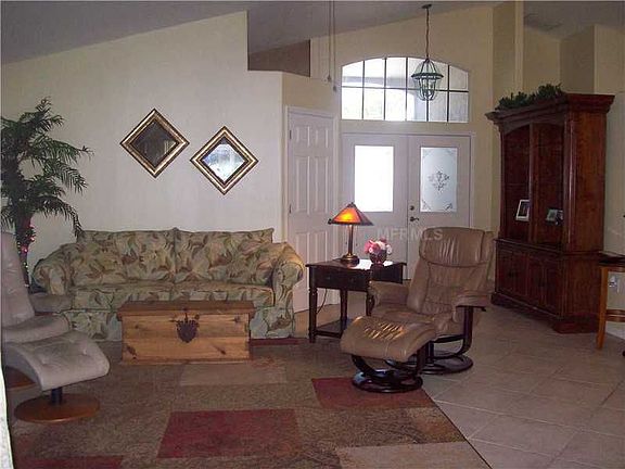 5th image of 1281 Lakeside Woods Dr