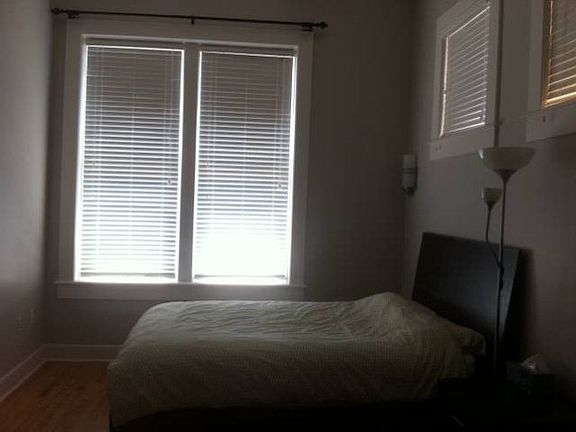 4th image of 415 Kempner St Unit 4