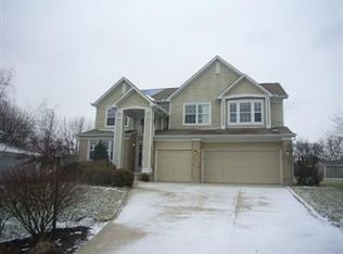 4146 Summerfield Dr, Dayton, OH 45432