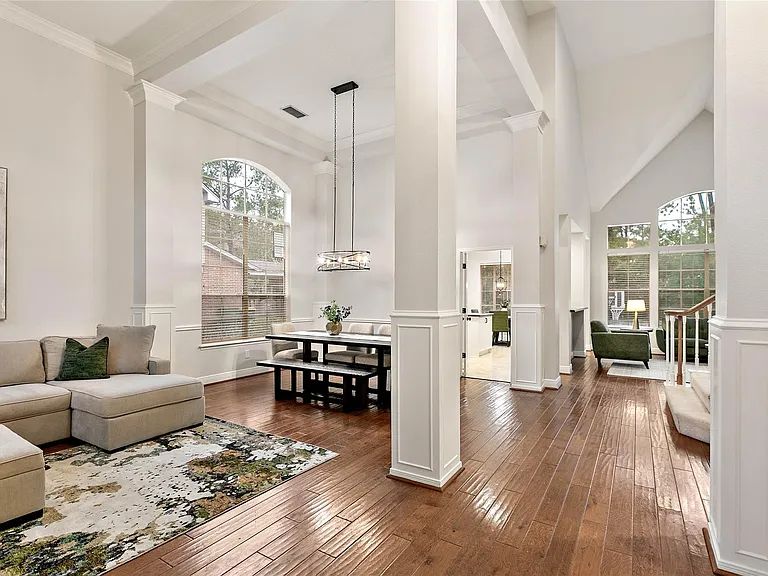 35 Larks Aire Pl — Photo 4